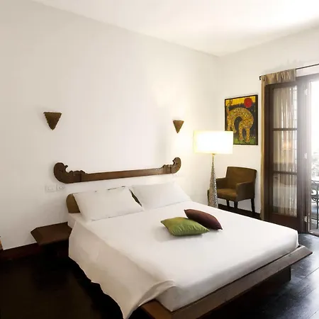 Oda ve Kahvaltı San Jouan 2*